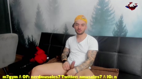 nerdmuscles  15-03-2022
